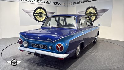 Lot 880 - 1965 FORD CORTINA SUPER
