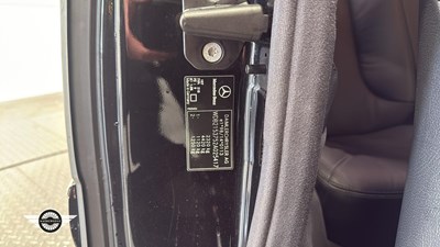 Lot 86 - 2002 MERCEDES CL500 AUTO