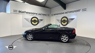 Lot 130 - 2003 MERCEDES SLK 230 KOMPRESSOR AUTO