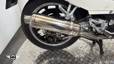 Lot 36 - 1988 KAWASAKI ZX750-FI