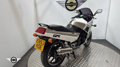 Lot 36 - 1988 KAWASAKI ZX750-FI