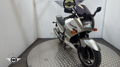 Lot 36 - 1988 KAWASAKI ZX750-FI