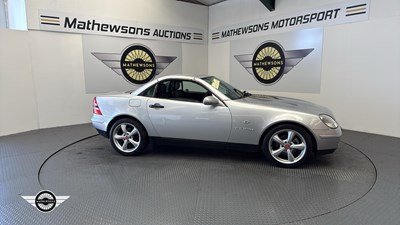 Lot 256 - 1999 MERCEDES SLK 230 KOMPRESSOR AUTO