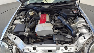Lot 256 - 1999 MERCEDES SLK 230 KOMPRESSOR AUTO