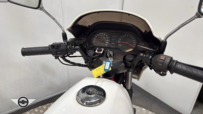 Lot 152 - 1984 HONDA VT250FD