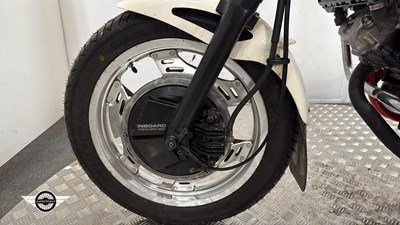 Lot 152 - 1984 HONDA VT250FD