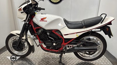 Lot 152 - 1984 HONDA VT250FD