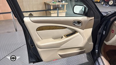 Lot 594 - 2000 JAGUAR S-TYPE V8 AUTO