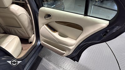 Lot 594 - 2000 JAGUAR S-TYPE V8 AUTO