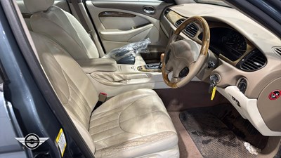 Lot 594 - 2000 JAGUAR S-TYPE V8 AUTO