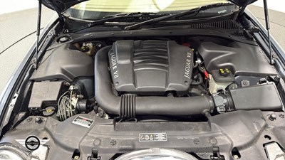 Lot 594 - 2000 JAGUAR S-TYPE V8 AUTO