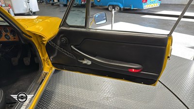 Lot 796 - 1977 TRIUMPH STAG