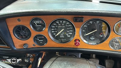 Lot 796 - 1977 TRIUMPH STAG