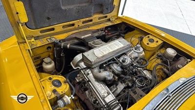 Lot 796 - 1977 TRIUMPH STAG