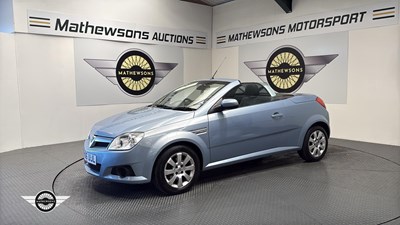 Lot 174 - 2006 VAUXHALL TIGRA TWINPORT