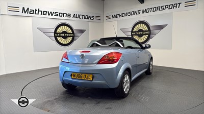 Lot 174 - 2006 VAUXHALL TIGRA TWINPORT