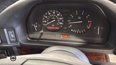 Lot 218 - 1995 BMW 520I SE AUTO