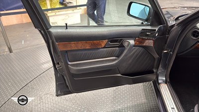 Lot 218 - 1995 BMW 520I SE AUTO