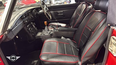 Lot 226 - 1973 MG B