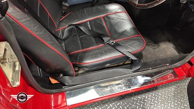 Lot 226 - 1973 MG B