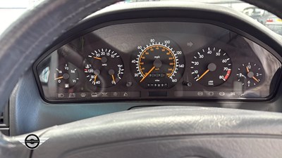 Lot 244 - 1991 MERCEDES 300SL-24 AUTO