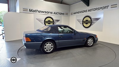 Lot 244 - 1991 MERCEDES 300SL-24 AUTO