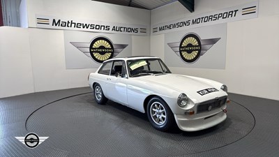 Lot 310 - 1972 MG B GT