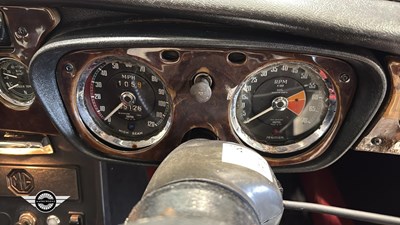 Lot 310 - 1972 MG B GT