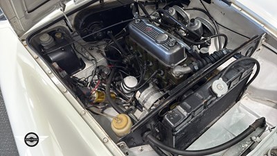 Lot 310 - 1972 MG B GT