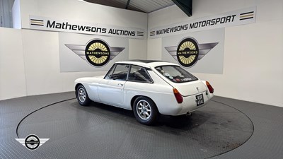 Lot 310 - 1972 MG B GT