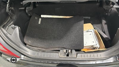 Lot 312 - 2004 MERCEDES SLK 350 AUTO