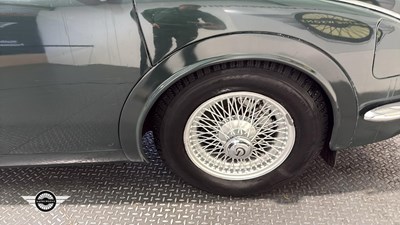 Lot 320 - 1968 DAIMLER