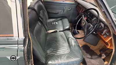 Lot 320 - 1968 DAIMLER