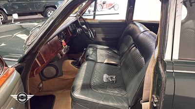 Lot 320 - 1968 DAIMLER