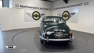 Lot 320 - 1968 DAIMLER