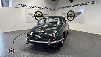 Lot 320 - 1968 DAIMLER