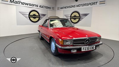 Lot 323 - 1988 MERCEDES 420 SL AUTO