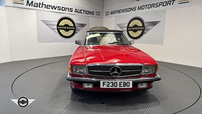 Lot 323 - 1988 MERCEDES 420 SL AUTO