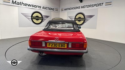 Lot 323 - 1988 MERCEDES 420 SL AUTO