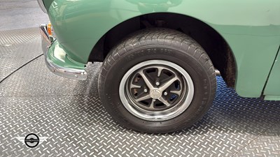 Lot 344 - 1966 MORRIS MINOR TRAVELLER