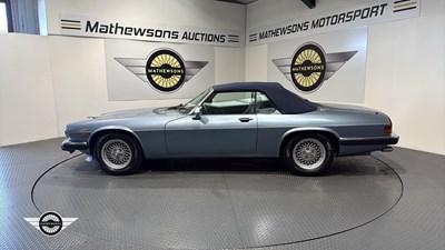 Lot 352 - 1989 JAGUAR XJ-S CONVERTIBLE AUTO