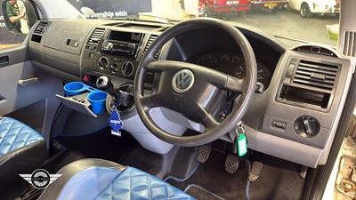 Lot 356 - 2004 VOLKSWAGEN T-SPORTER T30 104 TDI LWB