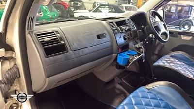 Lot 356 - 2004 VOLKSWAGEN T-SPORTER T30 104 TDI LWB