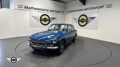Lot 386 - 1967 MG B GT