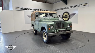 Lot 366 - 1970 LAND ROVER