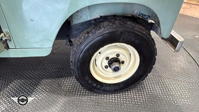 Lot 366 - 1970 LAND ROVER