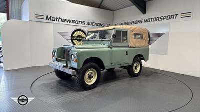 Lot 366 - 1970 LAND ROVER