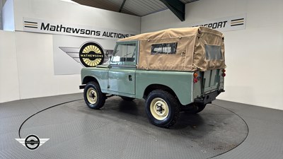 Lot 366 - 1970 LAND ROVER
