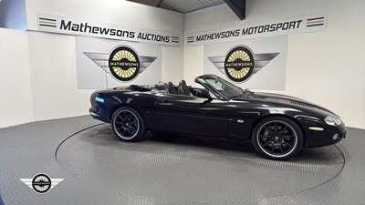 Lot 325 - 2001 JAGUAR XKR AUTO