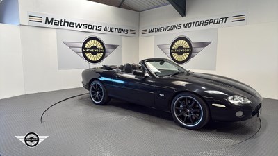 Lot 325 - 2001 JAGUAR XKR AUTO